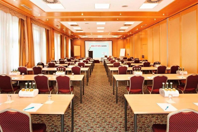 Fourside Messe, Trademark Collection By Wyndham 4* Salzbourg